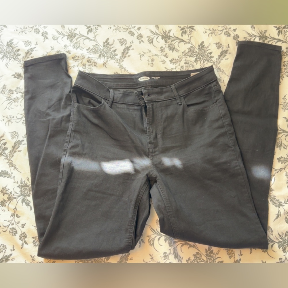 Old Navy Women's Skinny Jeans - Black